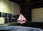 Автомобильный знак АЗУ-1м, трёхгранная пирамидка, магнитное крепление.